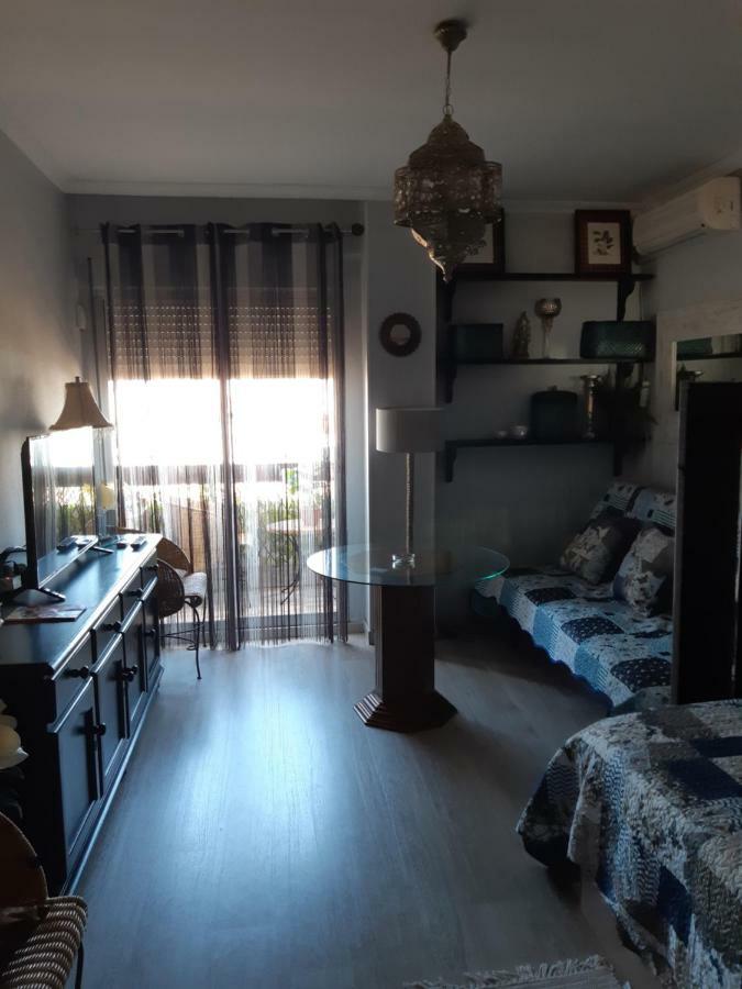 Espacio Amalia Triana Sevilla Eksteriør billede