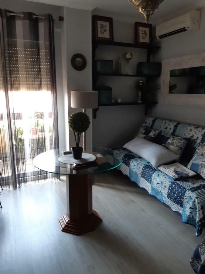 Espacio Amalia Triana Sevilla Eksteriør billede